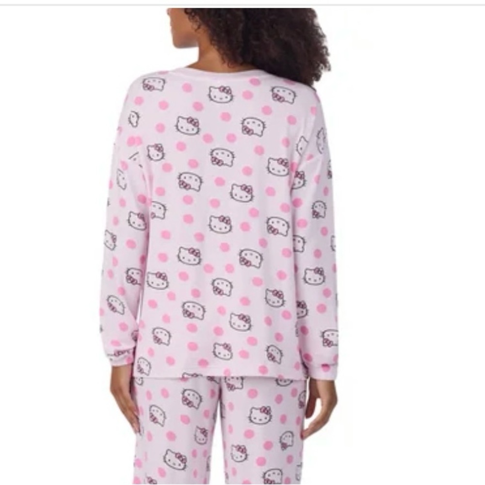 🆕 Pink Hello Kitty Pajama Set - Picture 3 of 5